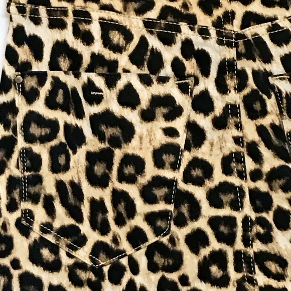 Leopard Print Skinny Jeans Size 1 - Picture 5 of 8